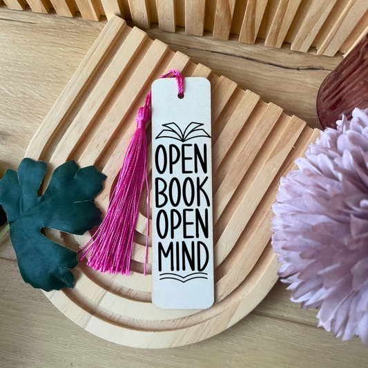 Personalisierte Lesezeichen für Bookies „open book open mind“